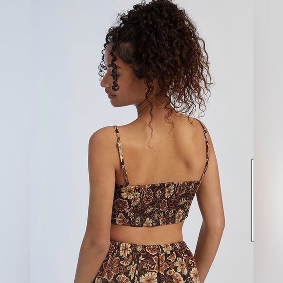 RYTHYM CANTABRIA FLORAL CROP TOP NWT - Picture 2 of 10